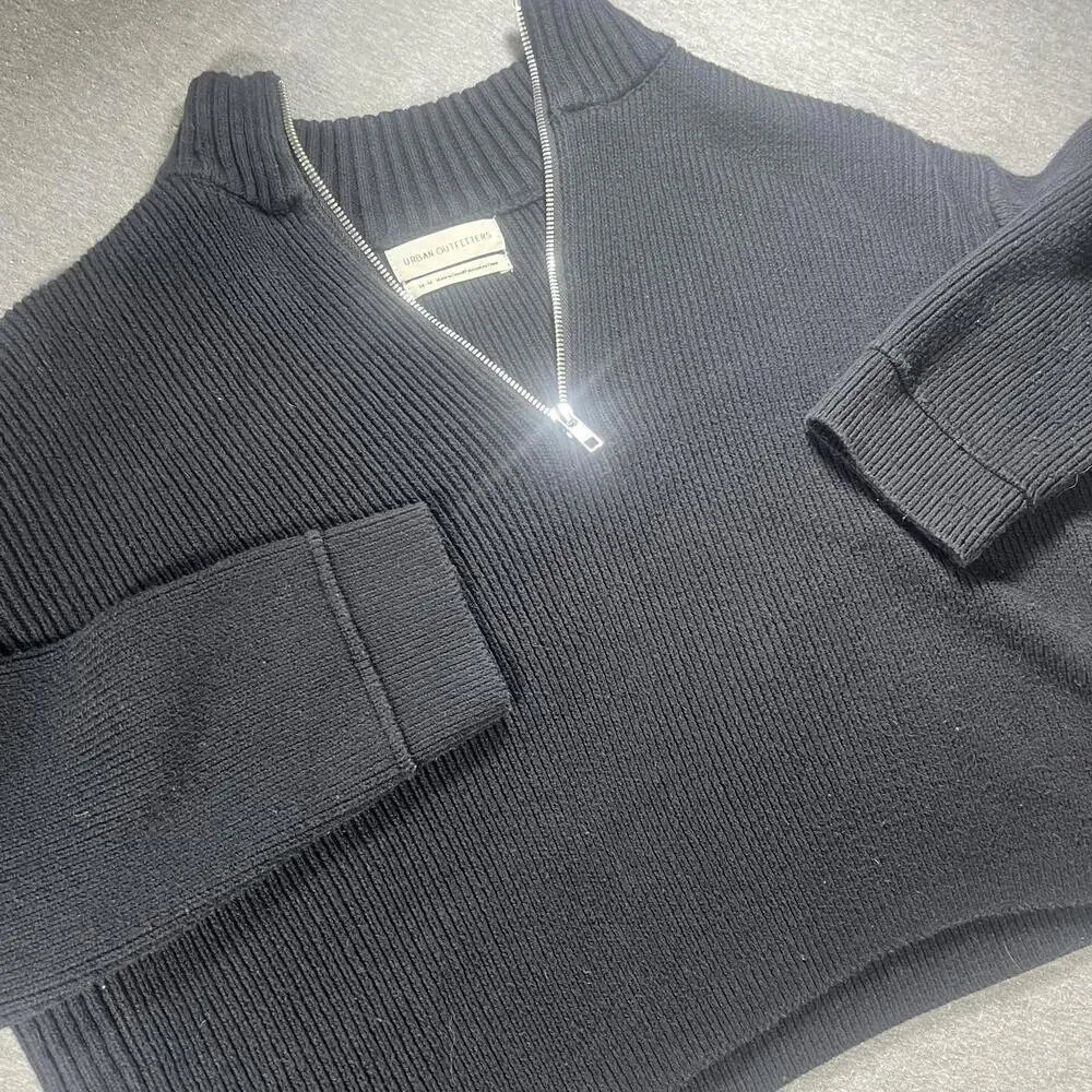 Urban Outfitters Black Ribbed Half-Zip cropped Sweater Womans Size Medium - Picture 3 of 6